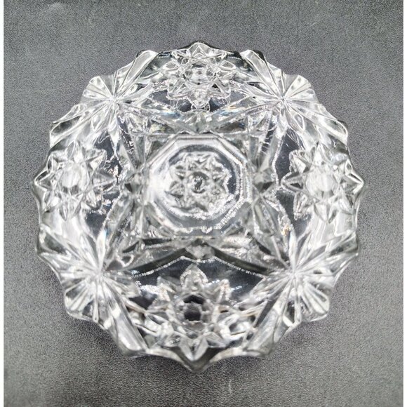 Vintage Ashtray Starburst Pattern Pressed Glass Mid Century Heavy Clear Barware - Picture 7 of 11
